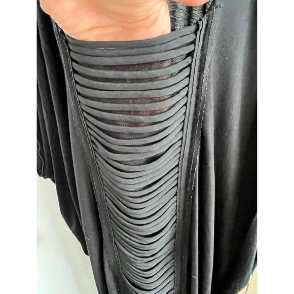 BCBG Maxazria Drape Top - Size M - Picture 5 of 6